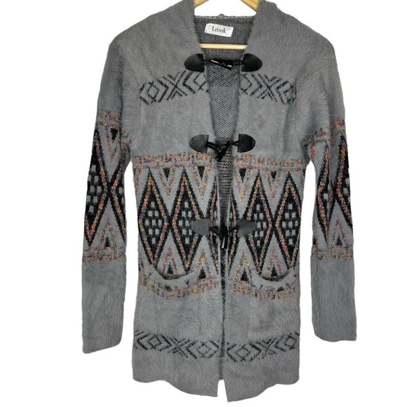 EUC Women's Eyelash Cardigan Grey Ivory Southwestern Aztec Boho Toggle Buttons - Picture 1 of 6